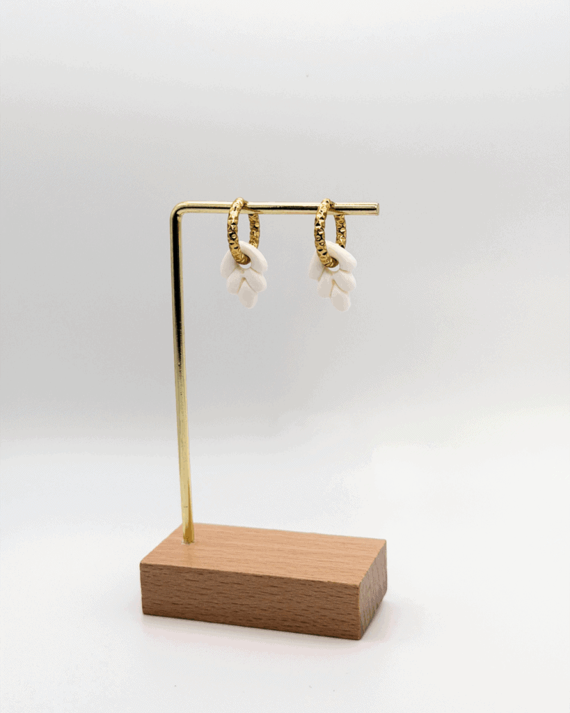 hello so boucle d oreille feuille blanche petite martele