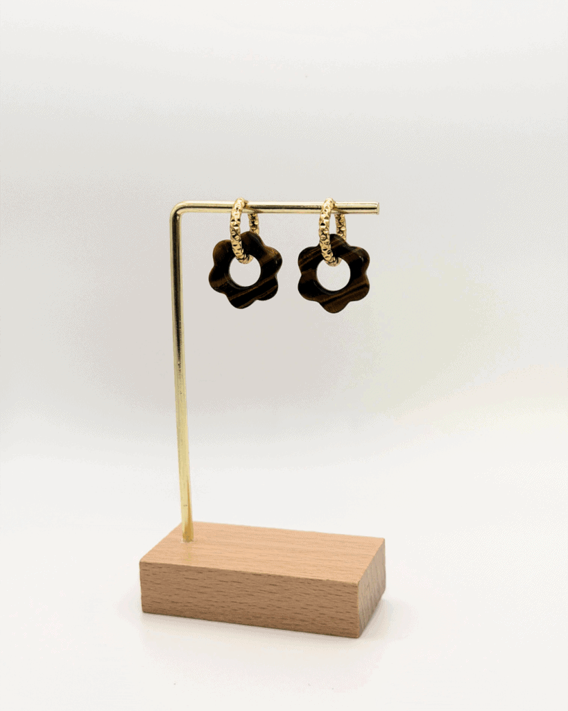 hello so boucle d oreille oeil du tigre fleur martele