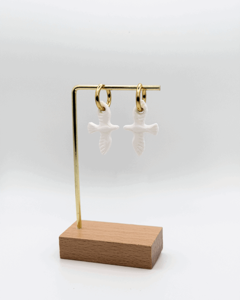 hello so boucle d oreille oiseau blanc lisse