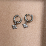 boucles d oreilles abeille argente