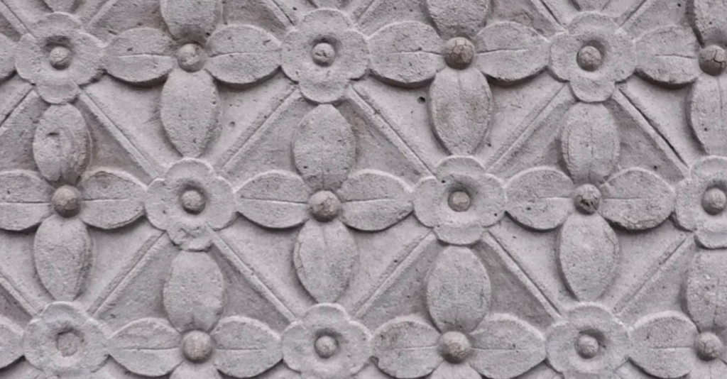 fleur de waide symbole cathedrale