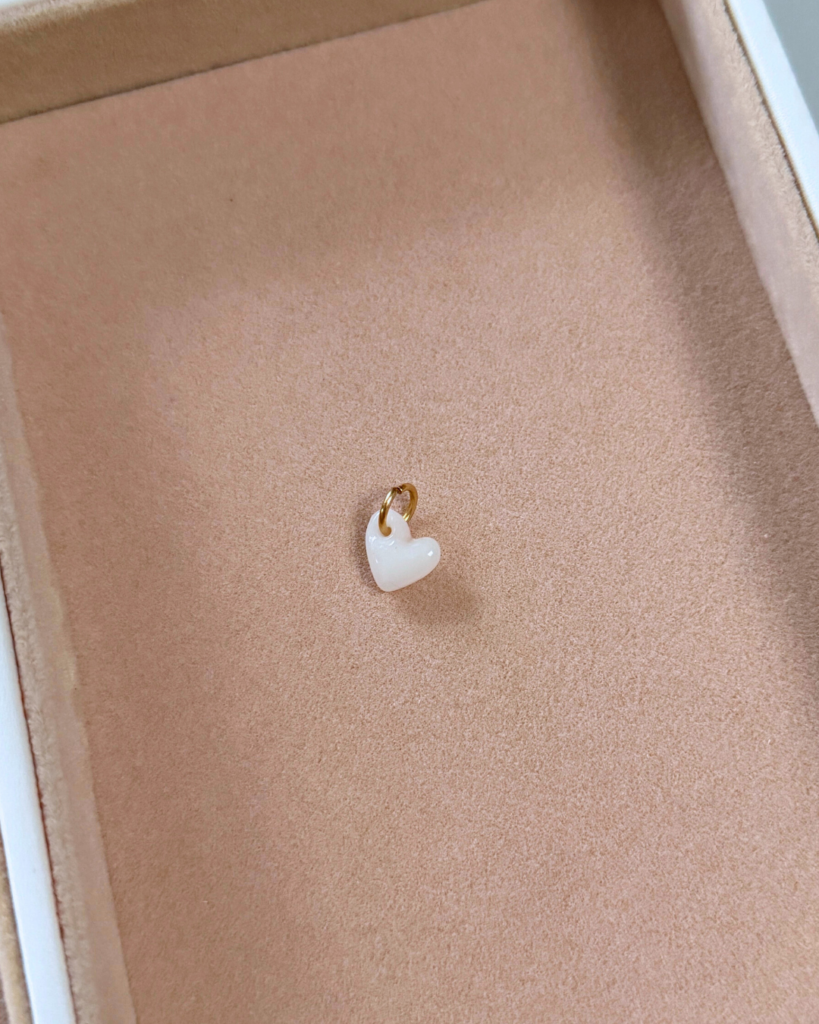 pendentif coeur blanc