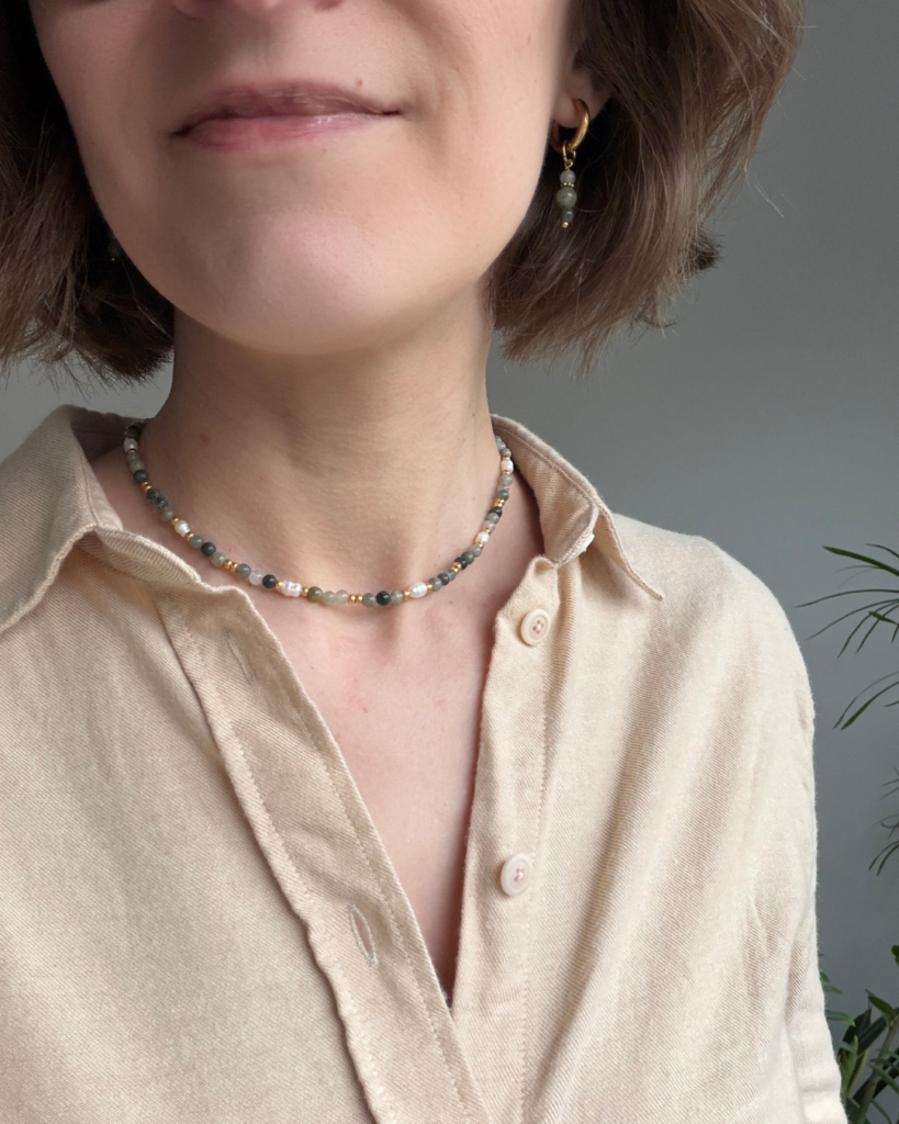 ras de cou aigue marine