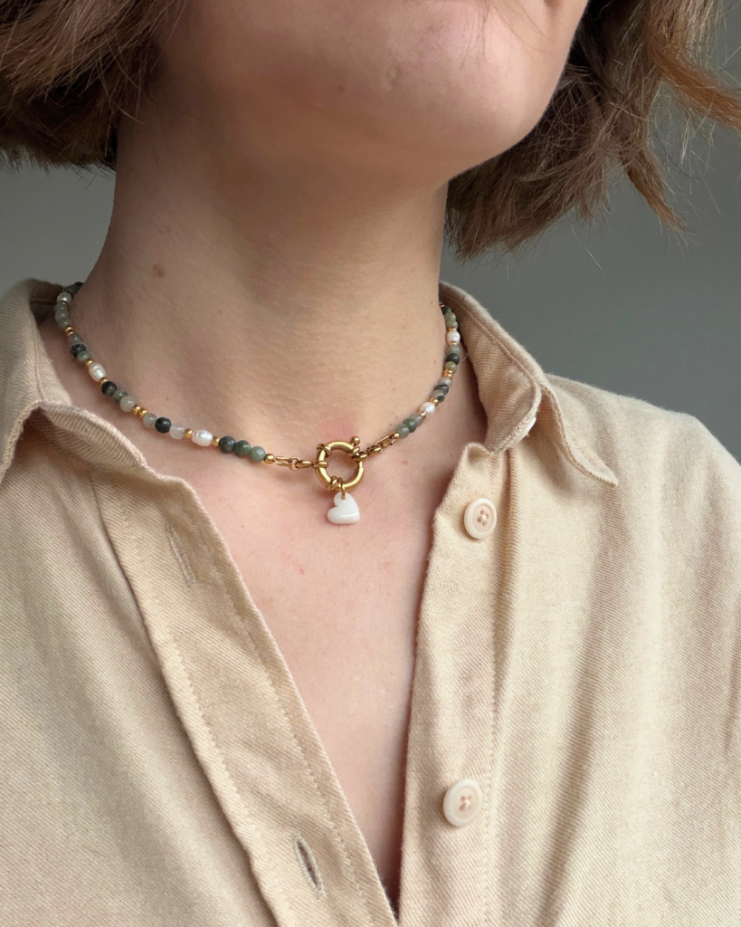 ras de cou coeur porcelaine