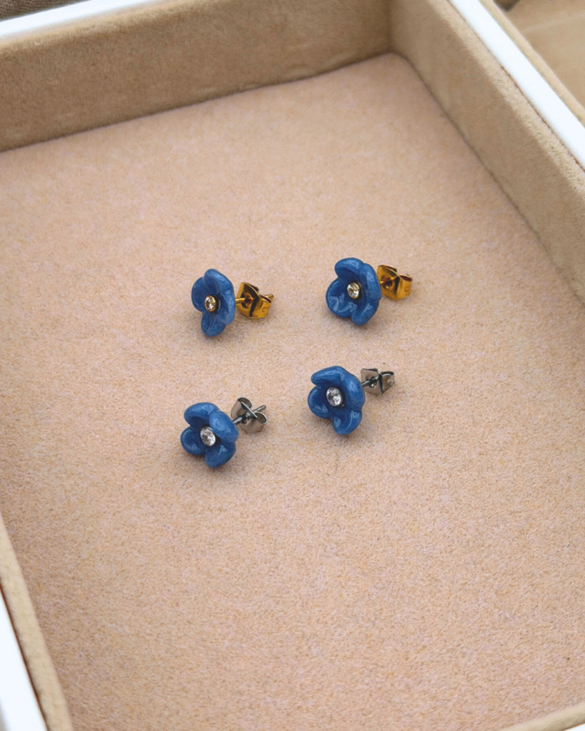 boucle d oreilles fleur de waide puce or argent