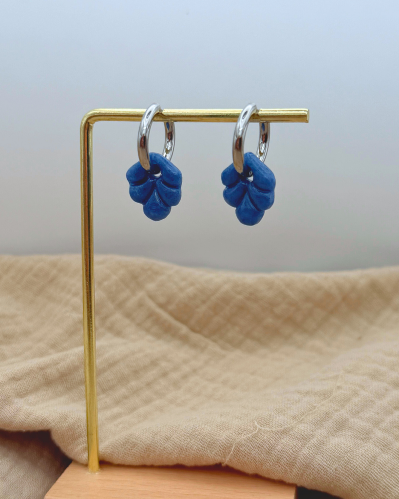 pampille feuilles waide argente lisses