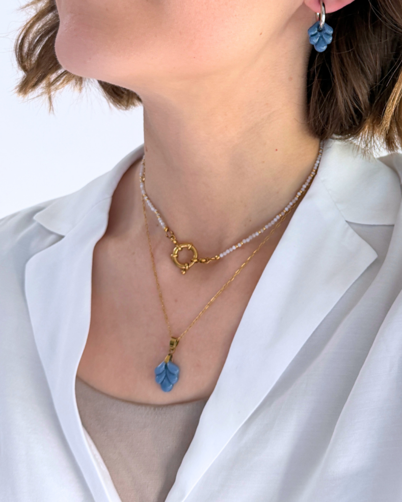 pendentif feuilles de waide dore