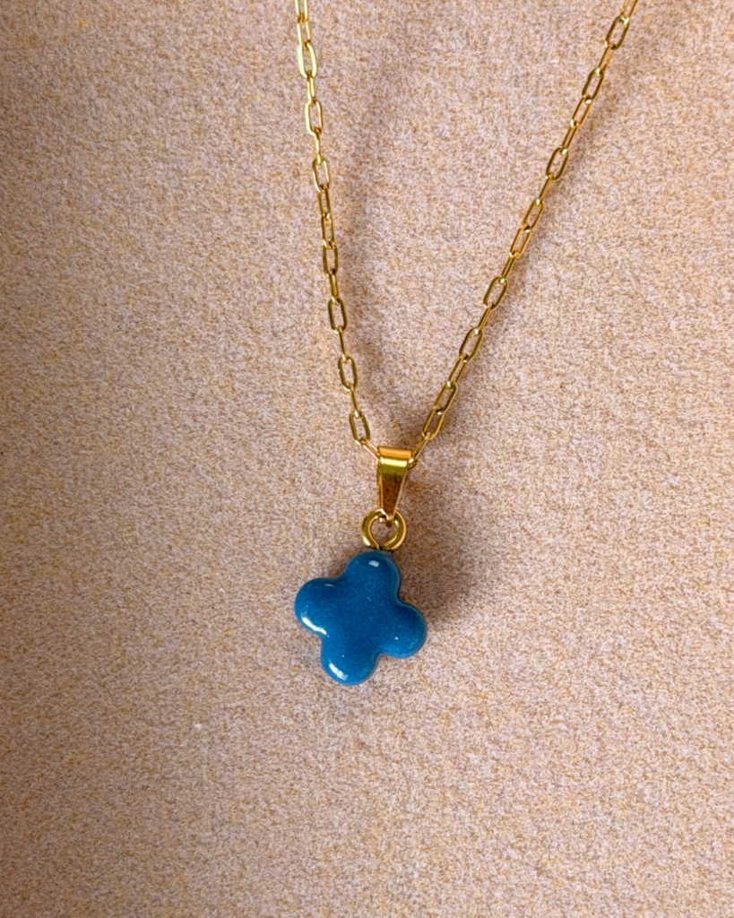 collier fleur de waide mini dore seul