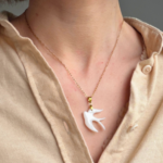 fav collier hirondelle