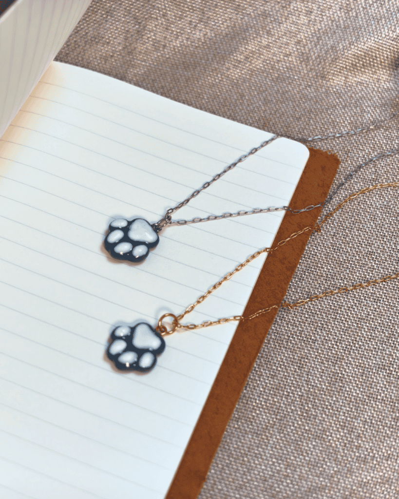 collier patte de chien waide argente dore homme